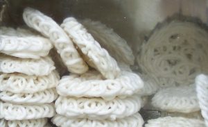 kerupuk bawang