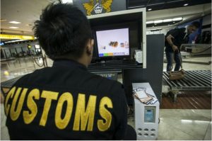 Security check di bandara