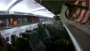 Barang yang boleh dimasukkan ke kabin pesawat