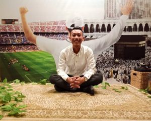 Saya saat Menghadiri Peluncuran Asuransi Bebas Tawakkal