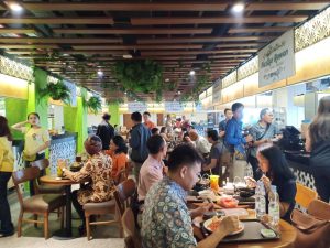 Suasana Pasar Pinuh Greko Creative Hub