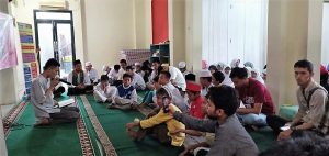 Oji Faoji Membacakan Ayat Scu Al-Qur'an