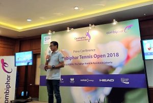 Presiden Direktur Combiphar Michael Wanandi memberikan sambutan pada press conference Combiphar Tennis Open 2018